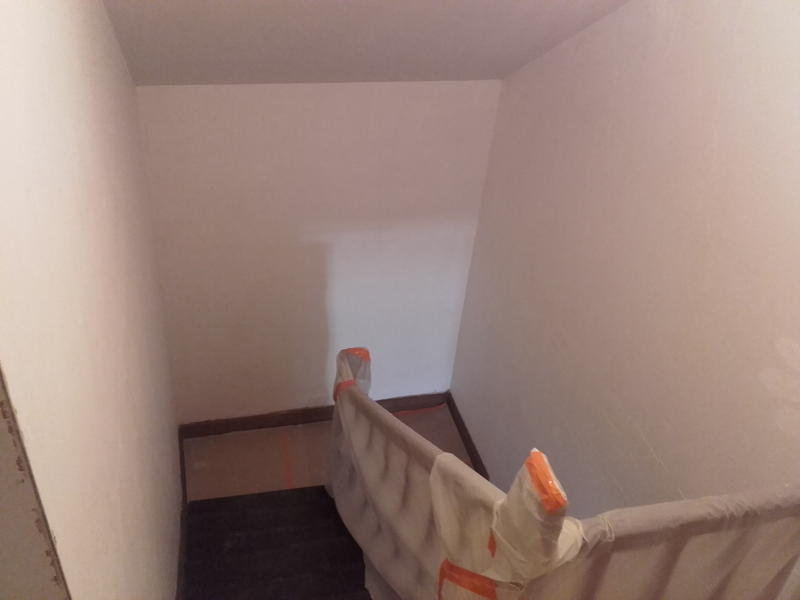 Rénovation d'une cage d'escalier, vue du haut